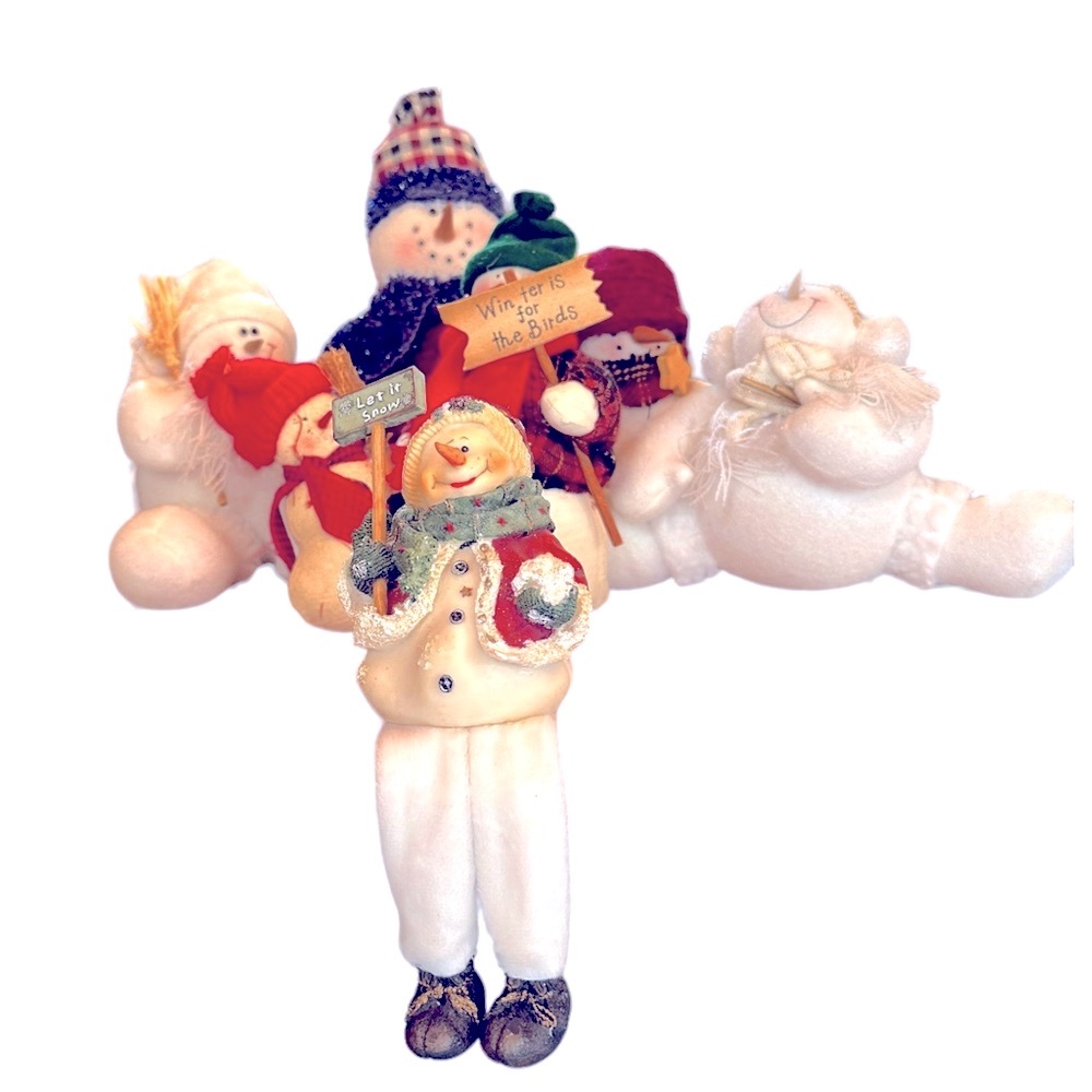 A whole lotta cuteness - plush snow people!